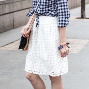 Ann Taylor White Eyelet Skirt - Sz 8P NWT